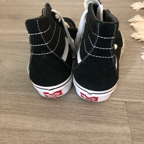 Sk8-hi Vans - Picture 2 of 5